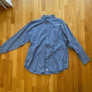 Vineyard Vines men’s XL button down, excellent used condition